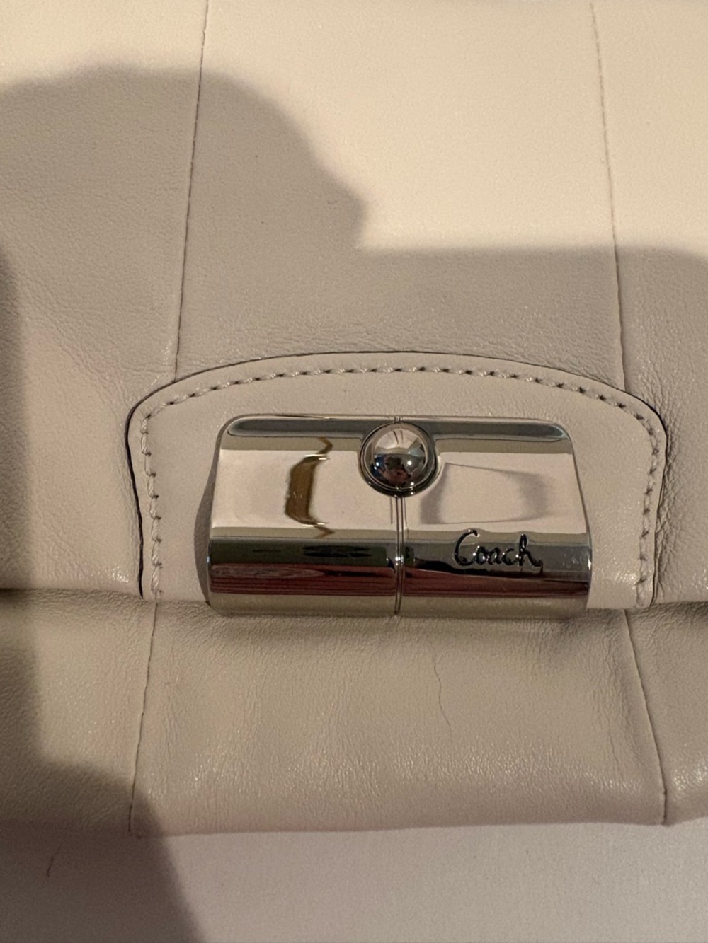 NWT coach off white leather large wristlet - Picture 3 of 8
